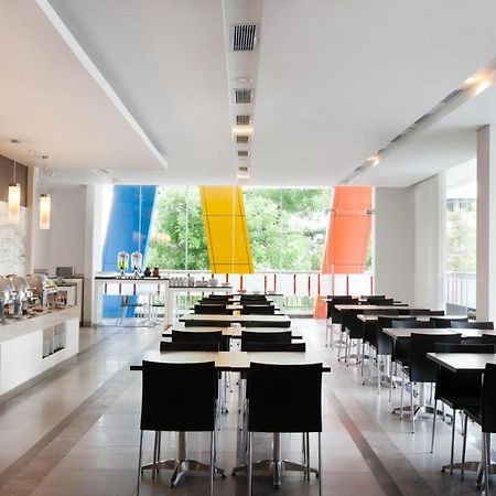 Amaris Hotel La Codefin Kemang Джакарта Экстерьер фото