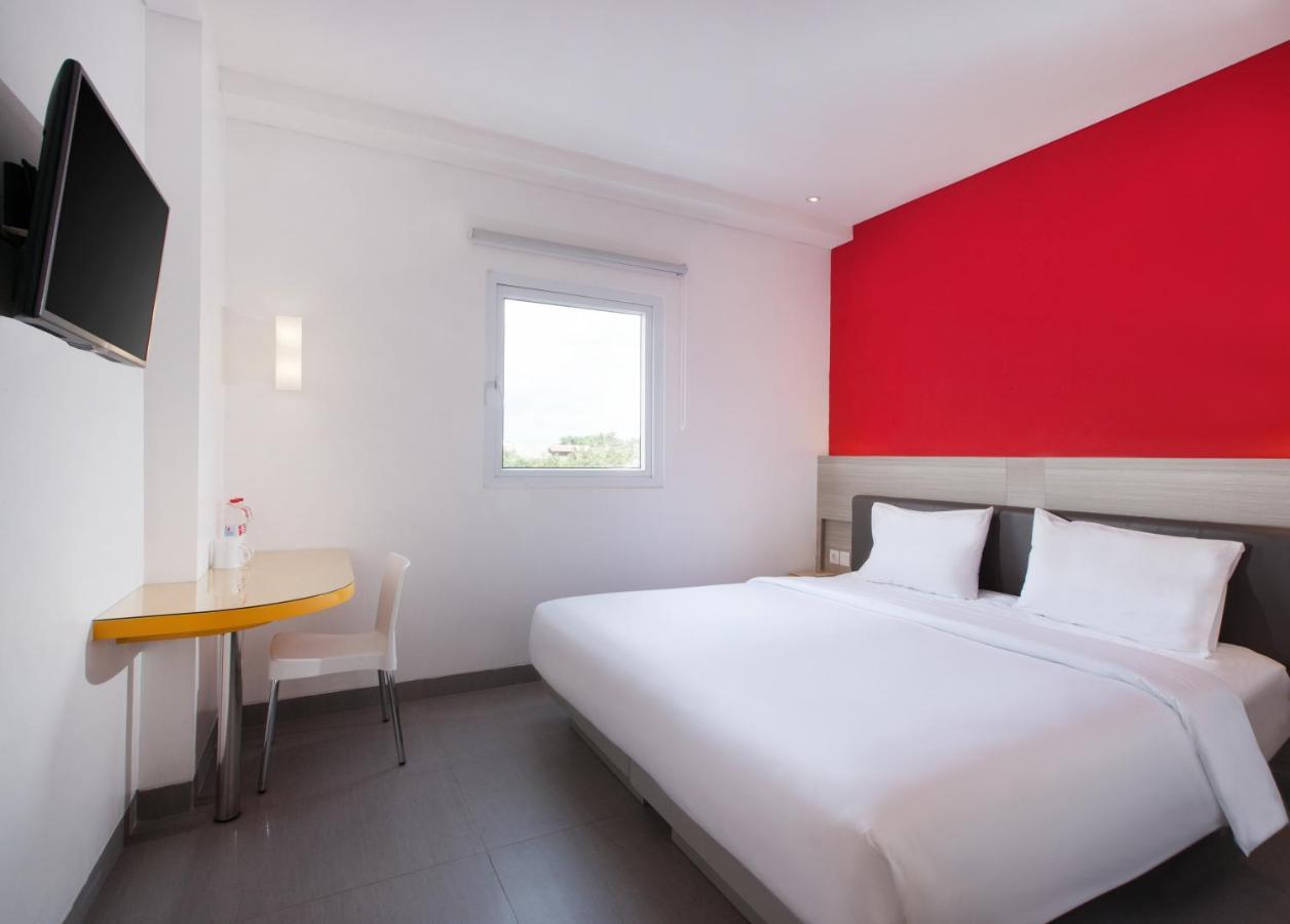 Amaris Hotel La Codefin Kemang Джакарта Экстерьер фото