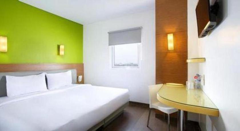 Amaris Hotel La Codefin Kemang Джакарта Экстерьер фото