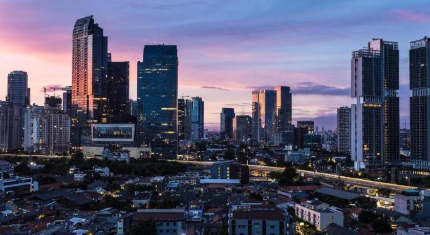 Amaris Hotel La Codefin Kemang Джакарта Экстерьер фото